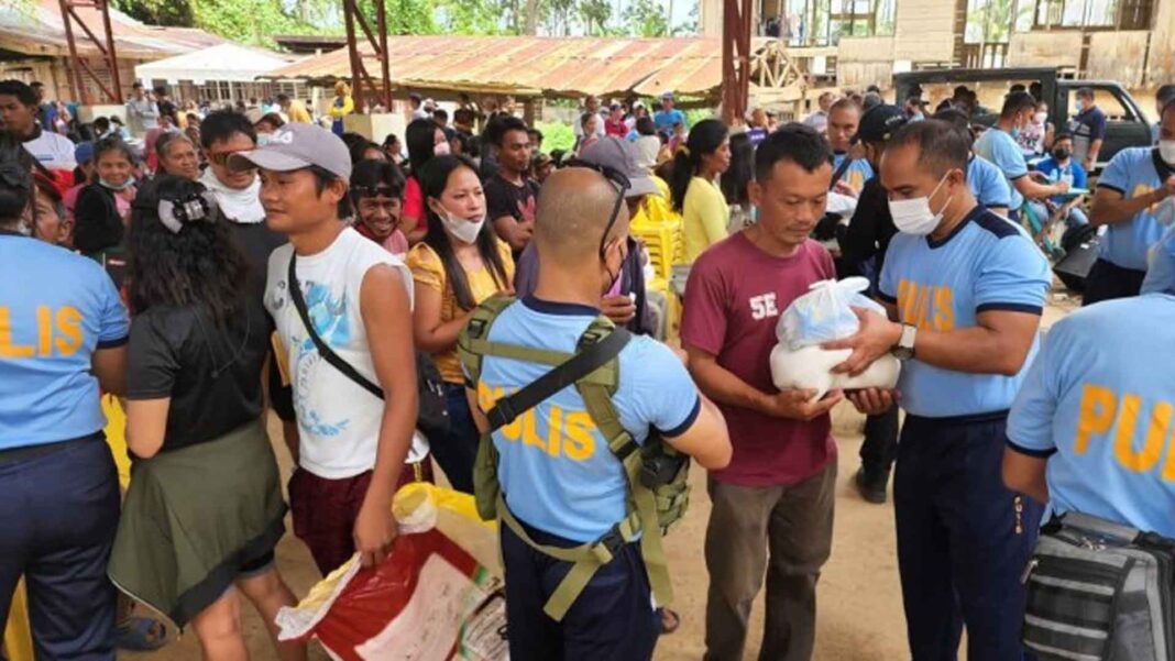 20221103 PAGEONE - Barangayanihan