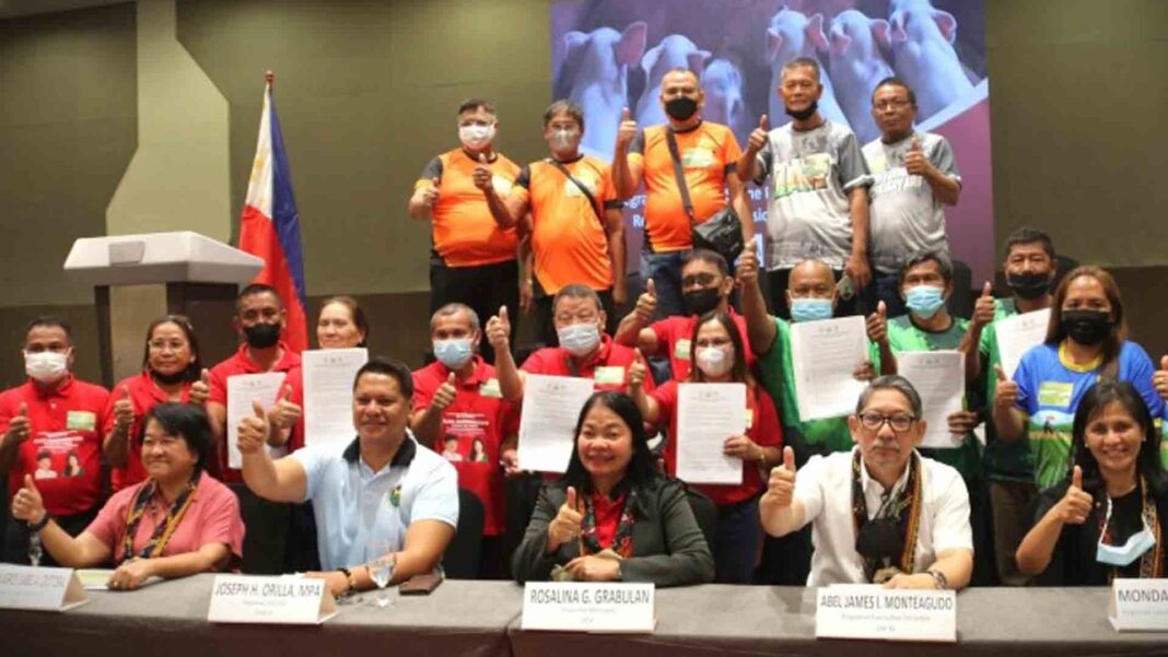 20221114 PAGEONE - Hog industry recovery