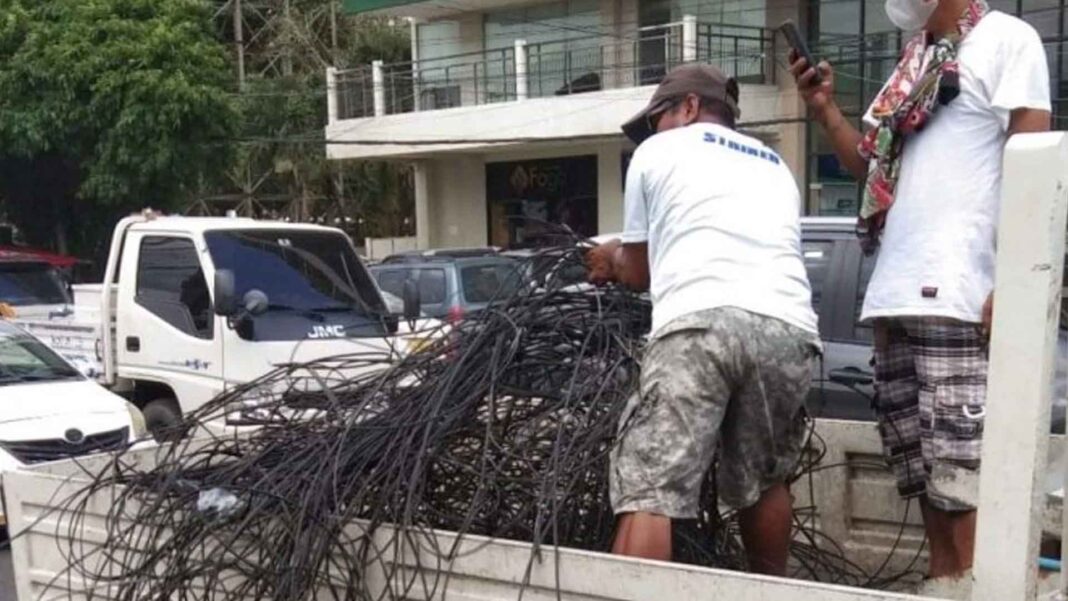 20221120 PAGEONE - Wires