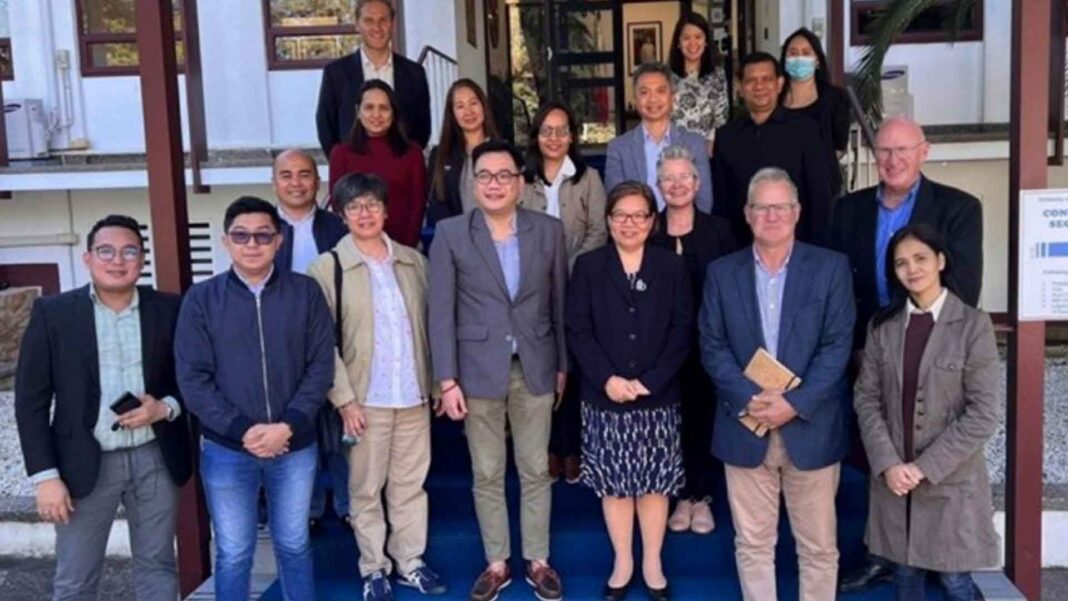 20221122 PAGEONE - PH-Aussie