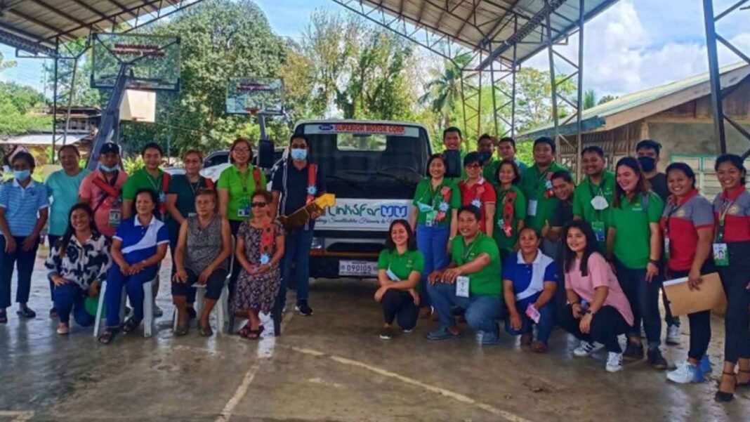 20221123 PAGEONE - Hauling truck