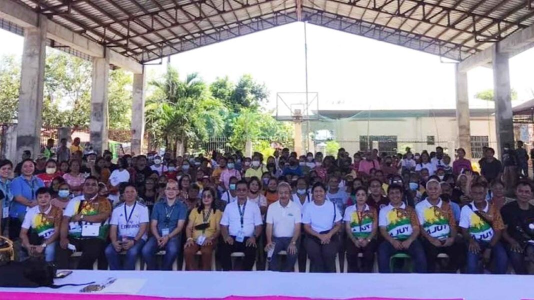 20221130 PAGEONE - Yolanda survivors