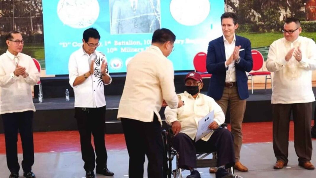 20221204 PAGEONE - WWII vets