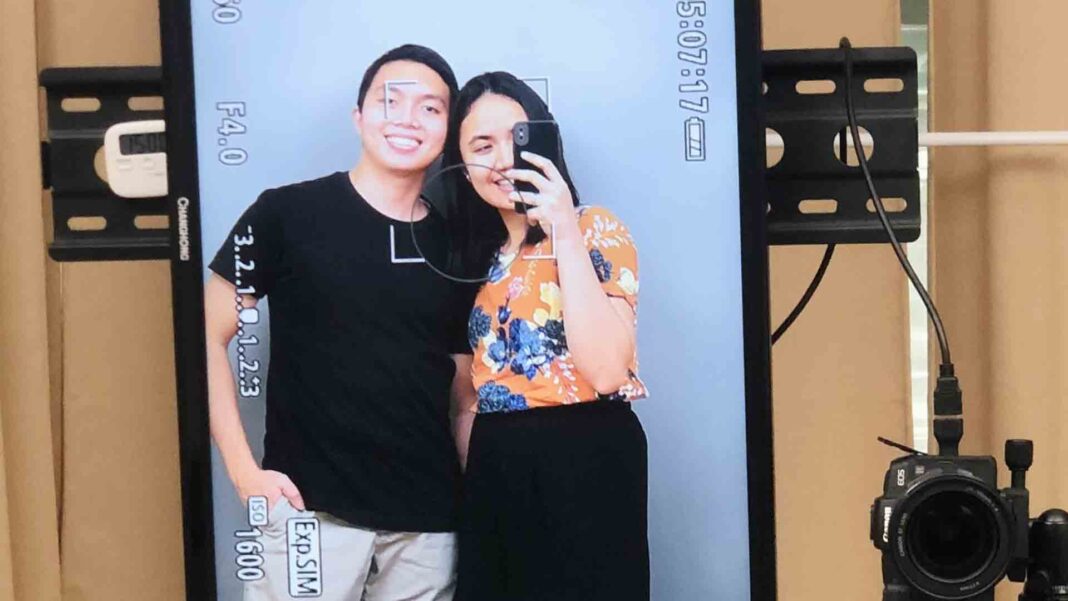 20221211 PAGEONE - Young Couple Open Studio