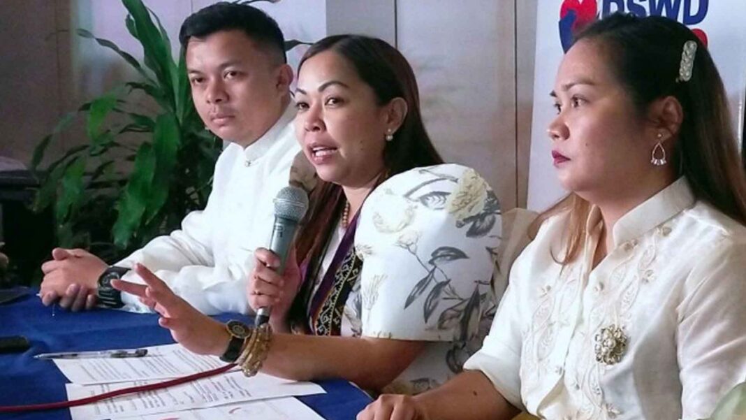 20221214 PAGEONE - Davao students educational aid