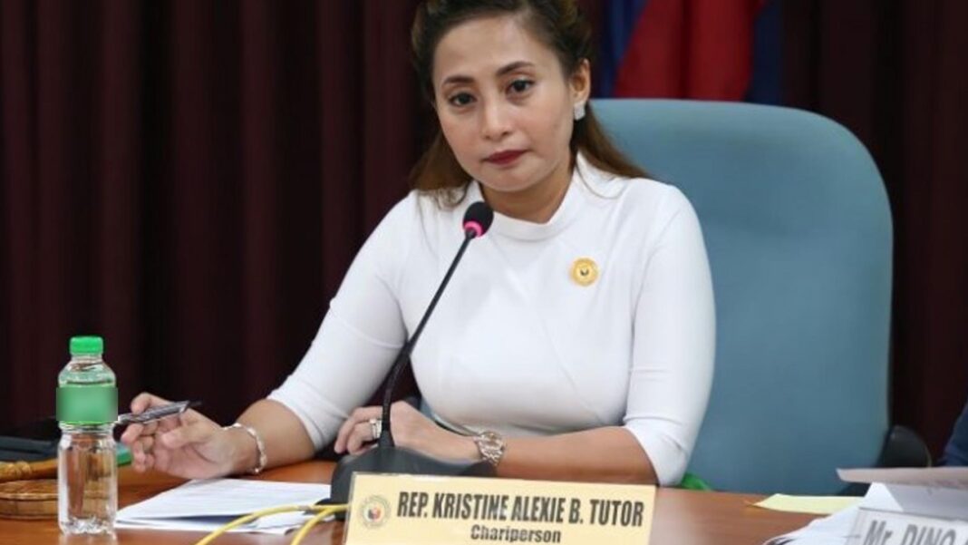 20230207 PAGEONE - Kristine Alexie Tutor