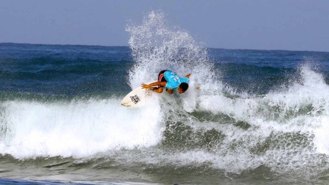 20230220 PAGEONE - Surfer