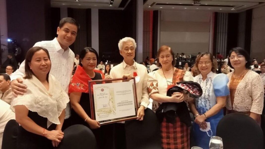 20230419 PAGEONE - Red Cross award