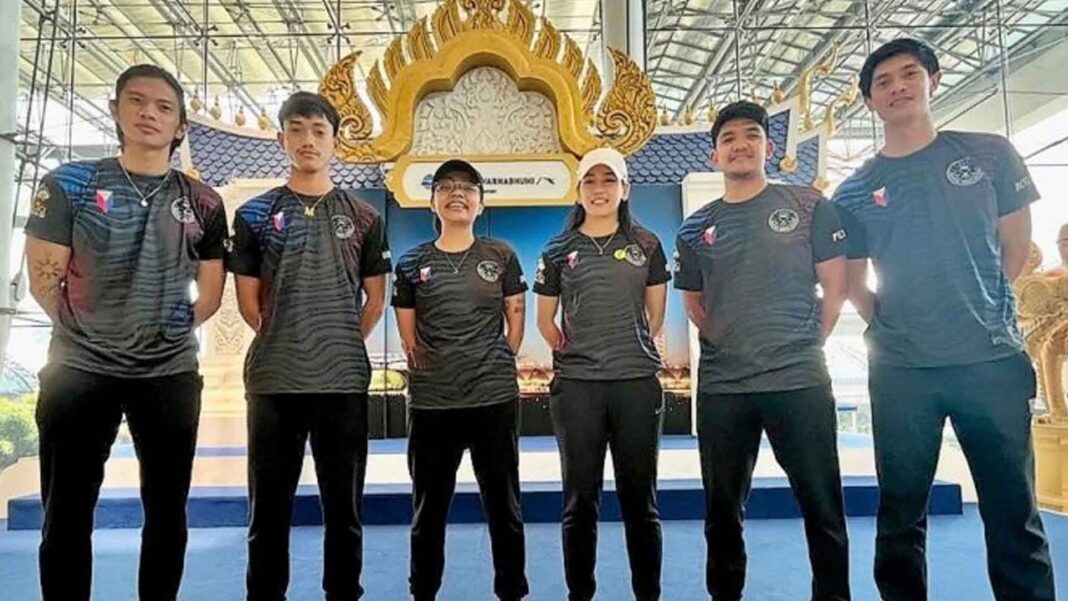 20230427 PAGEONE - Filipino squash players