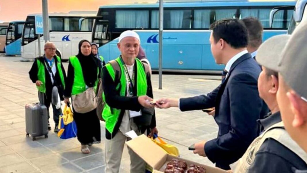 20230604 PAGEONE - Filipino Hajj pilgrims