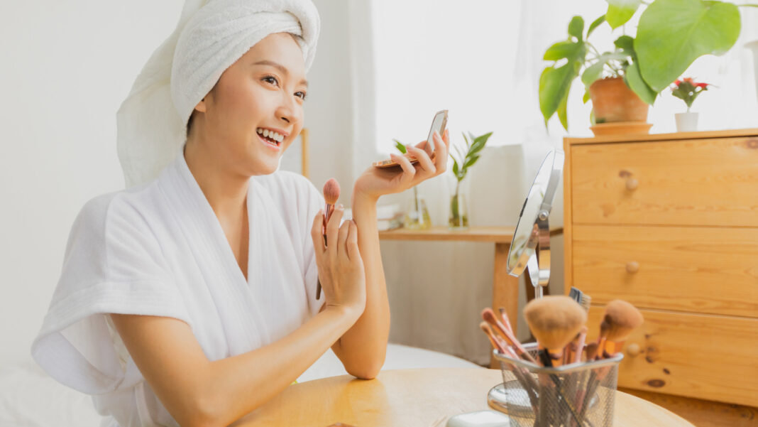 20230629 PAGEONE Makeup Tricks