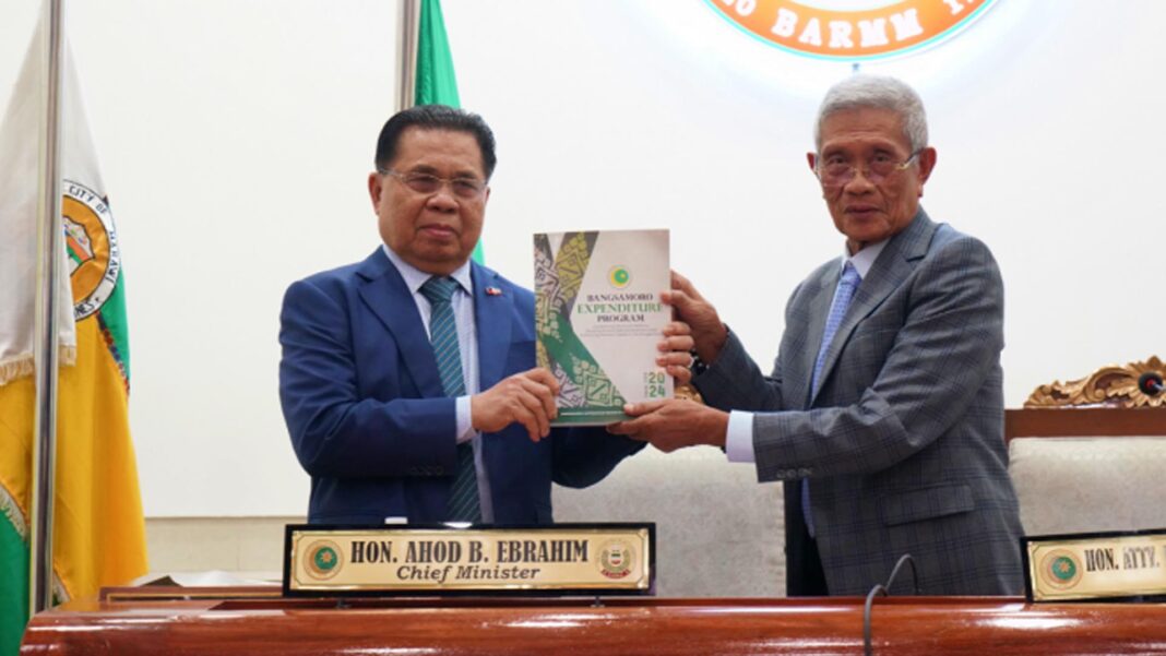 20231025 PAGEONE - Ahod Balawag Ebrahim_L and Pangalian Balindong_R