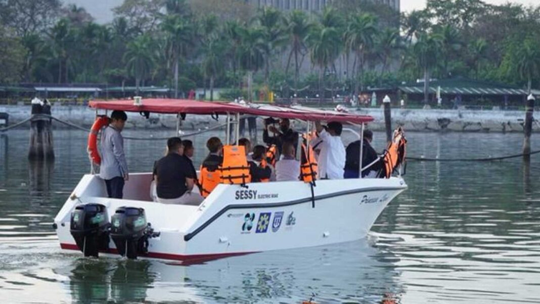 20240229 PAGEONE - Boat