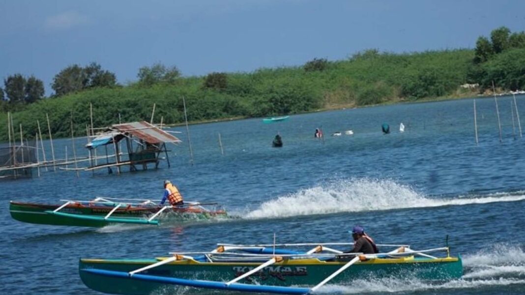 20240513 PAGEONE - Boat