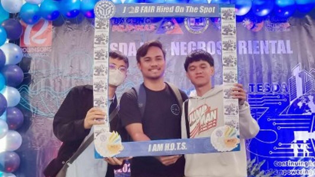 20240827 PAGEONE - Hired workers