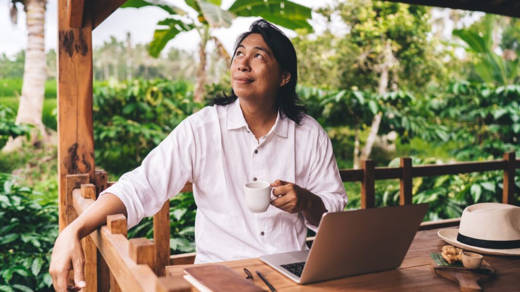 20240813 - PAGEONE - Digital Nomad FI 1