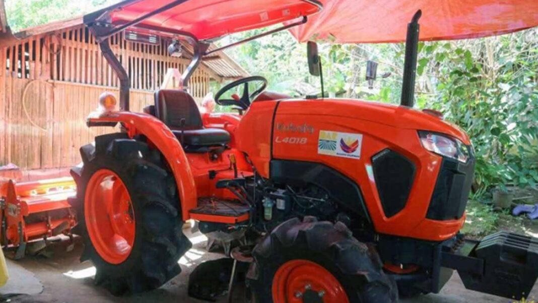 20250318 PAGEONE - Farm tractor