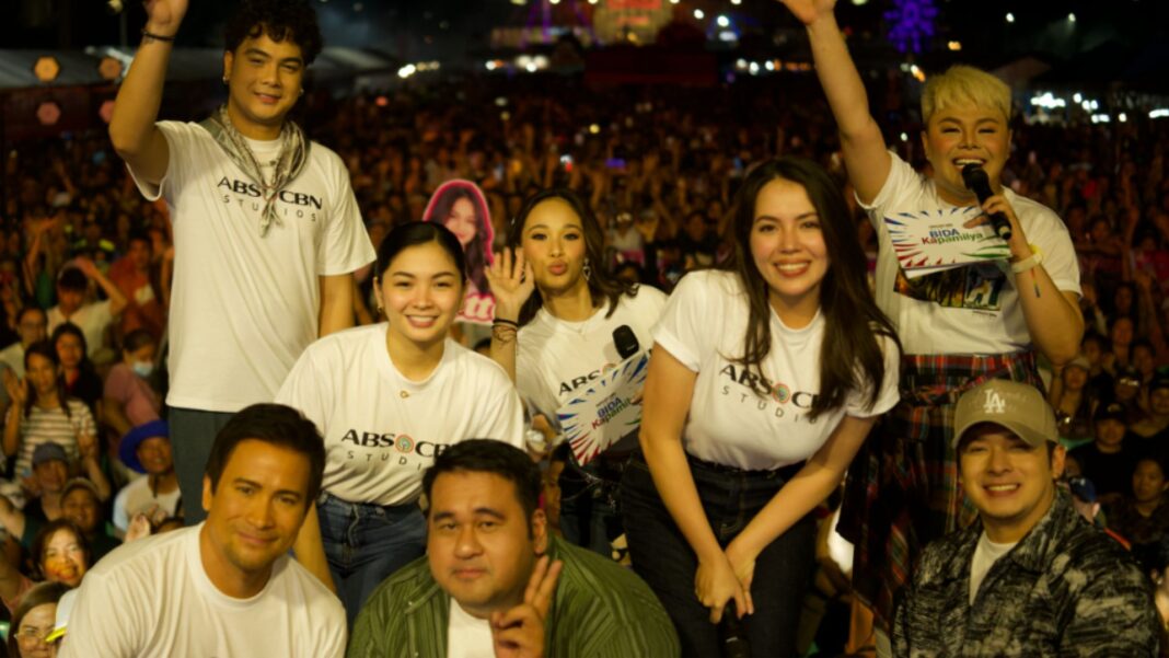 20250319 PAGEONE - Saving Grace Cast