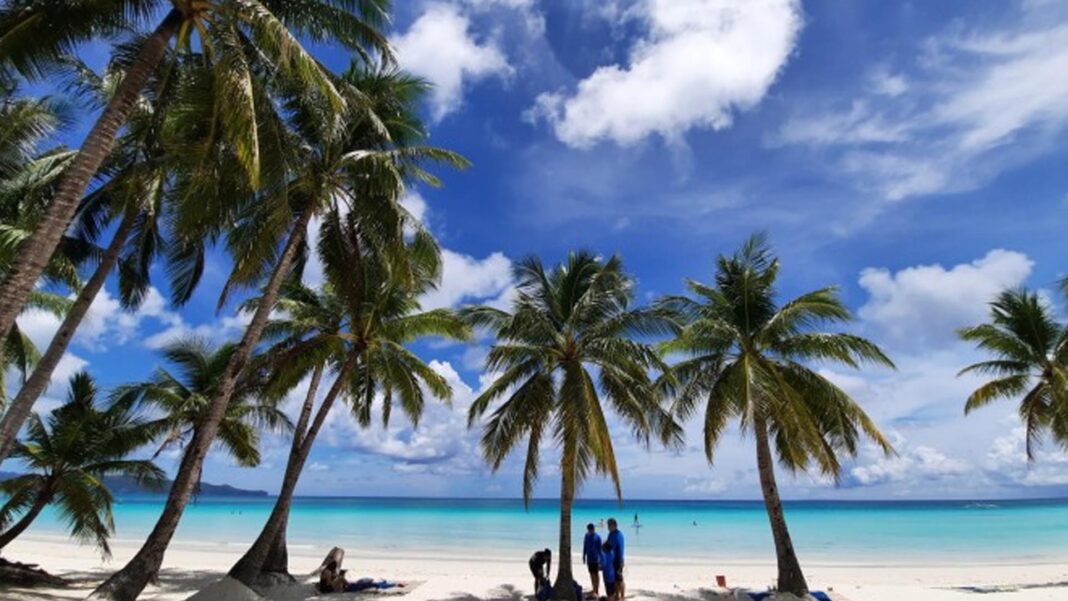 20250427 PAGEONE - Boracay