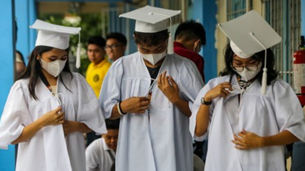 20250512 PAGEONE - Graduates