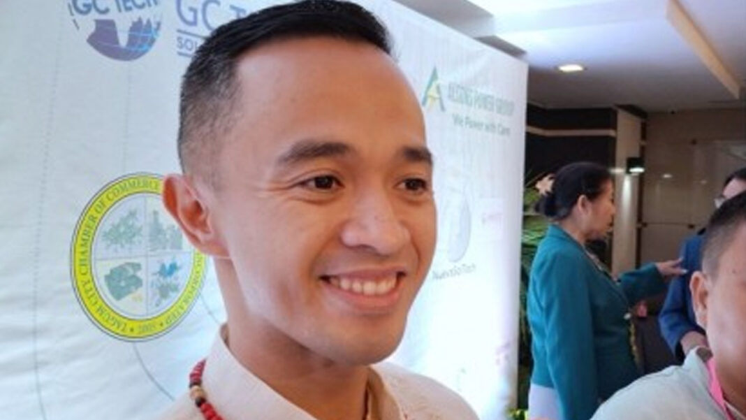 20250831 PAGEONE - De Carlo Uy