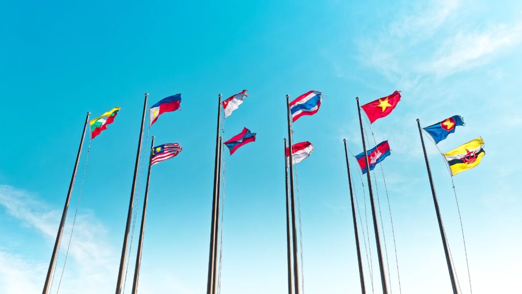 20251029 OffMarketHours - ASEAN FI1